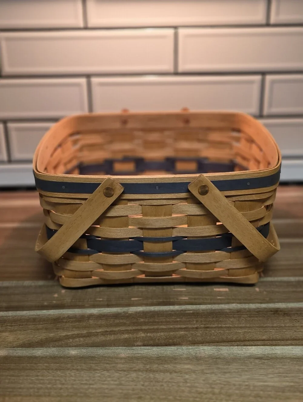 Longaberger 1992 JW Collection Cake Basket
